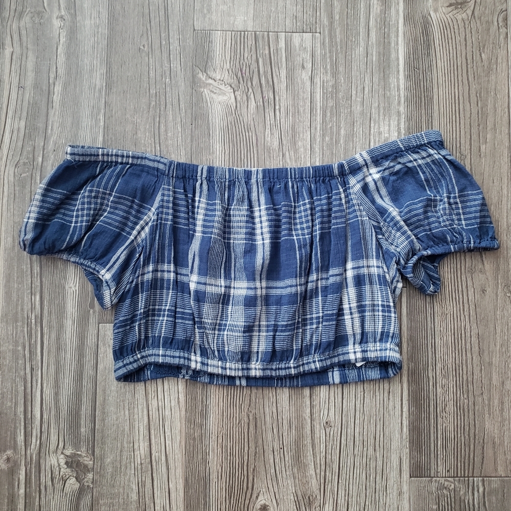 American Eagle Crop Top